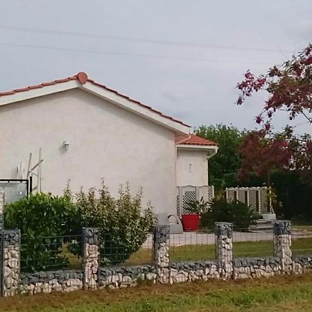 Le Soleil En Gironde Villa Vrillant Ngoại thất bức ảnh